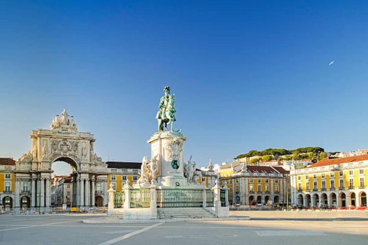 2 Bedroom Apartment For 4 People With Free Public Parking Lisboa Dış mekan fotoğraf